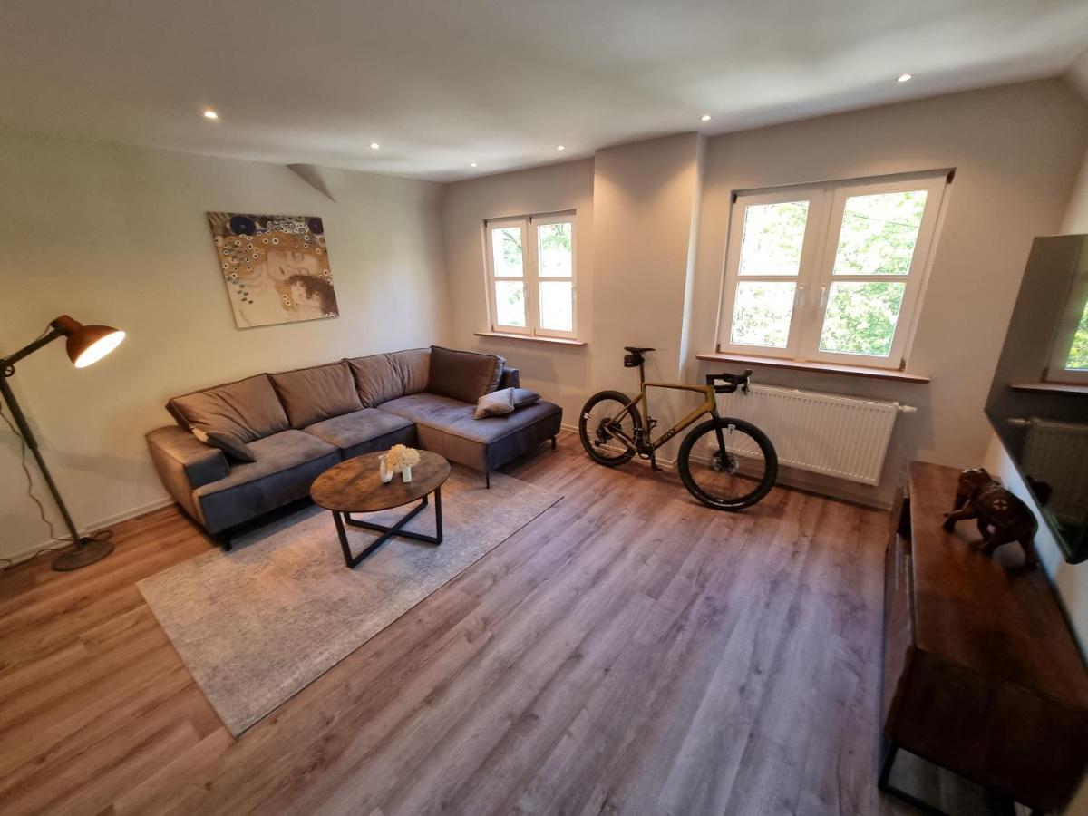 5 Sterne Bahnhoftraum, Appartement "Waldliebe" 133Qm, Grosse Terrasse 70Qm, Qr Code Scannen Fuer Virtuellen Rundgang, Premium Ausstattung Braunfels Ngoại thất bức ảnh