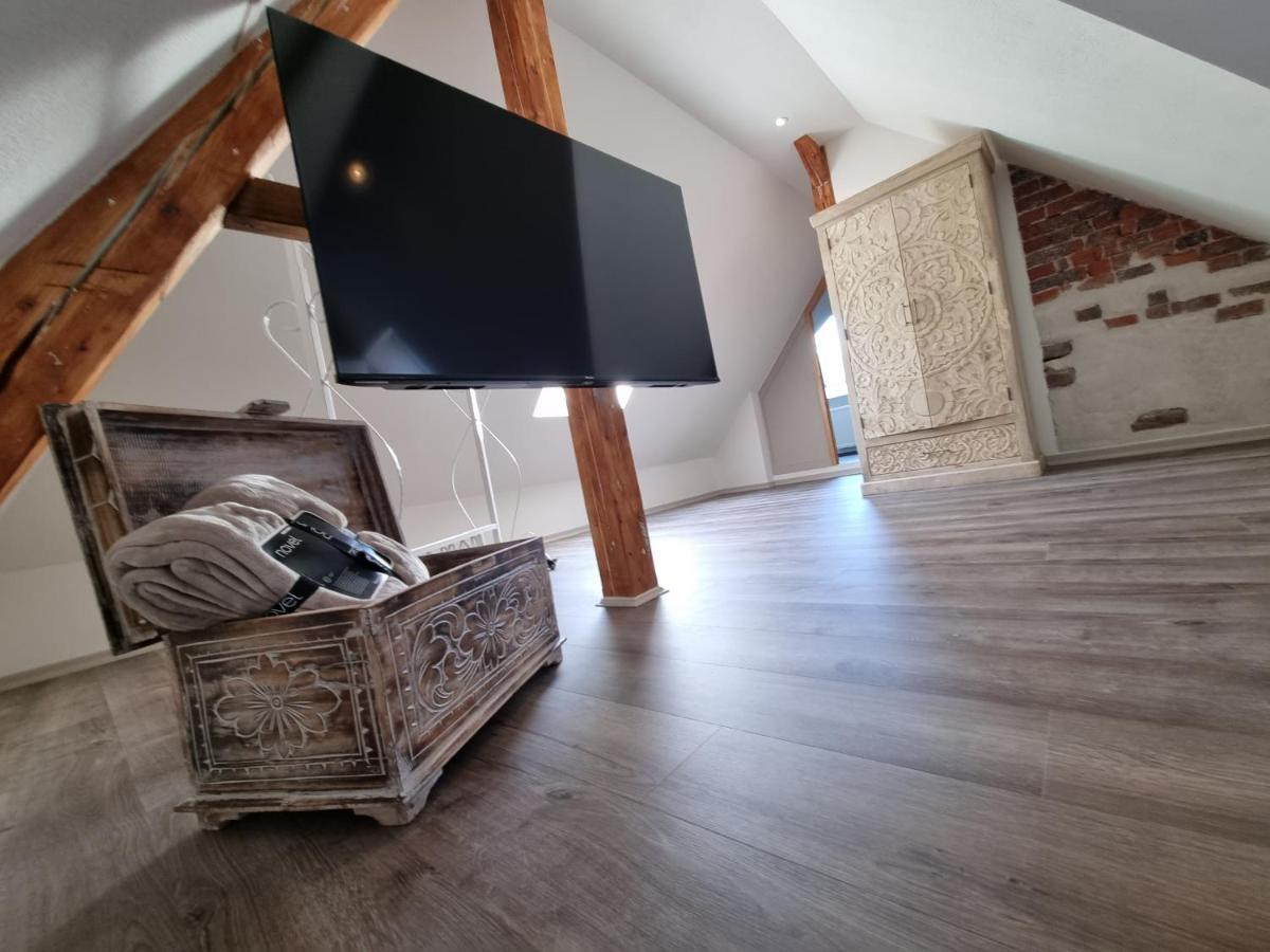 5 Sterne Bahnhoftraum, Appartement "Waldliebe" 133Qm, Grosse Terrasse 70Qm, Qr Code Scannen Fuer Virtuellen Rundgang, Premium Ausstattung Braunfels Ngoại thất bức ảnh